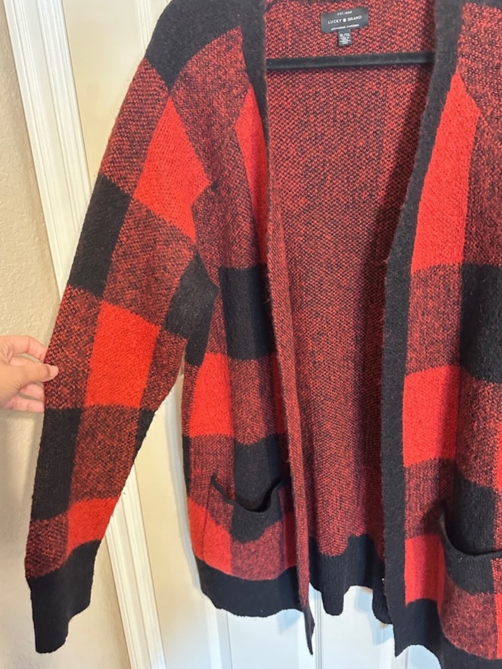 Lucky Brand Open Front Buffalo Plaid Relaxed Cardigan Sweater, Red & Black, XL - Picture 4 of 9